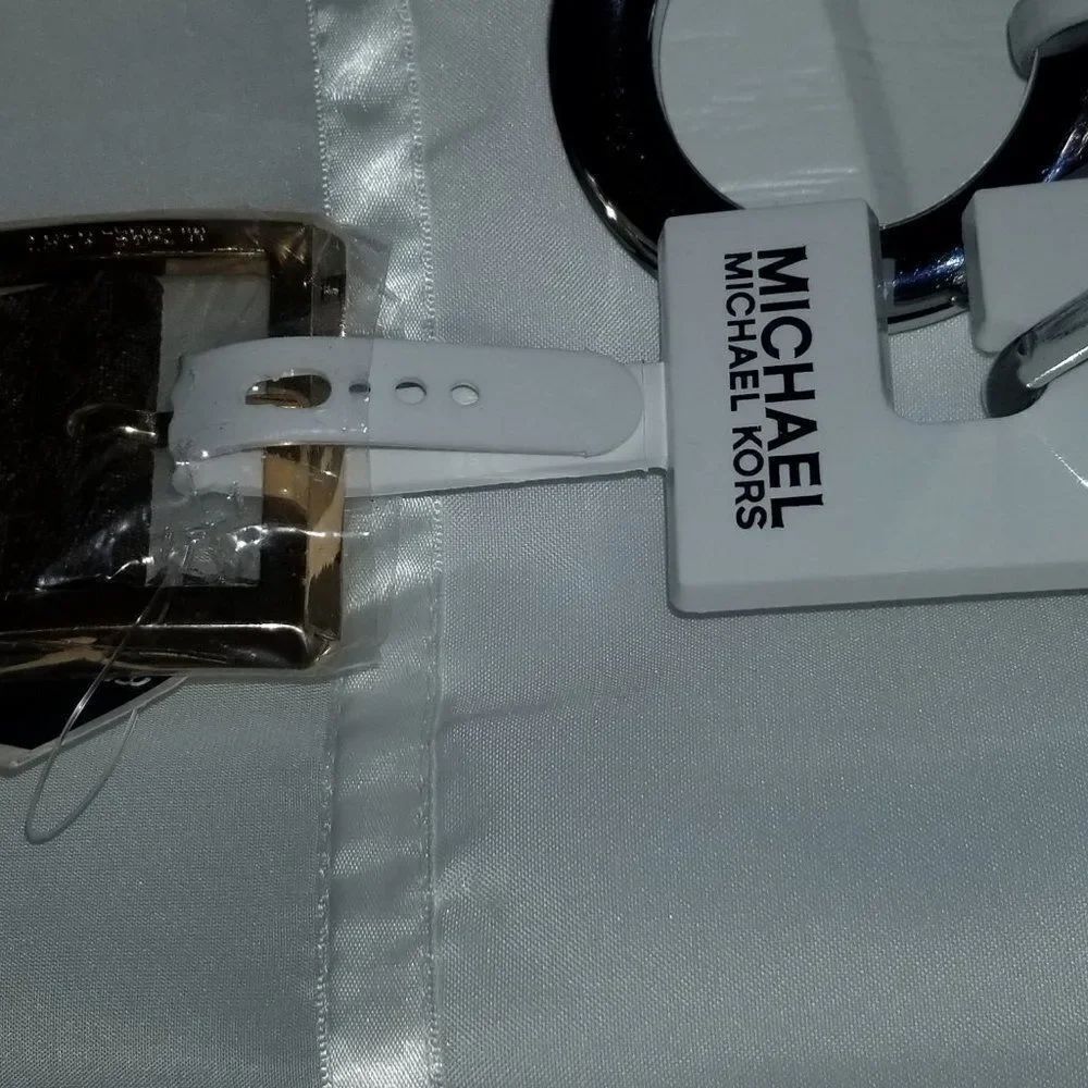 MICHAEL KORS - Picture 7 of 7